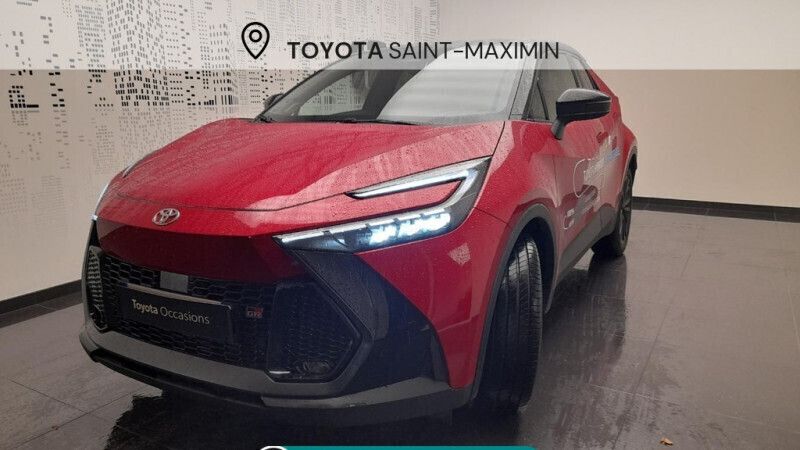 Utilisé 2024 Toyota C-HR Sport SUV | 39 290 € - Image 1/4
