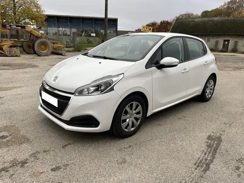 Blanc Utilisé 2019 Peugeot 208 Allure Citadine | 8 990 € (Prix juste) - Image 1/4