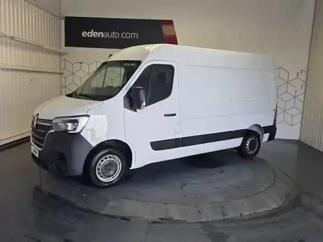 Occasion Renault Master 135 ch (99 kW) 2024 Blanc Berline