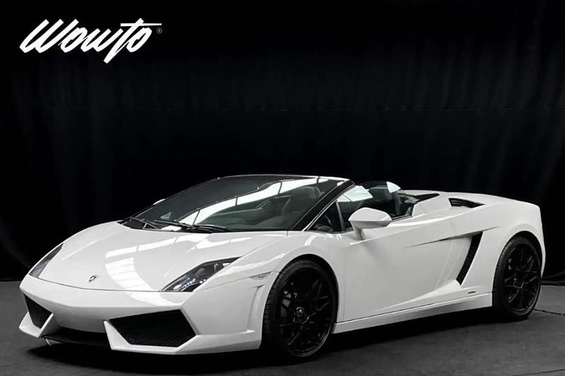 Blanc Utilisé 2014 Lamborghini Gallardo Cabriolet | 144 990 € - Image 1/4