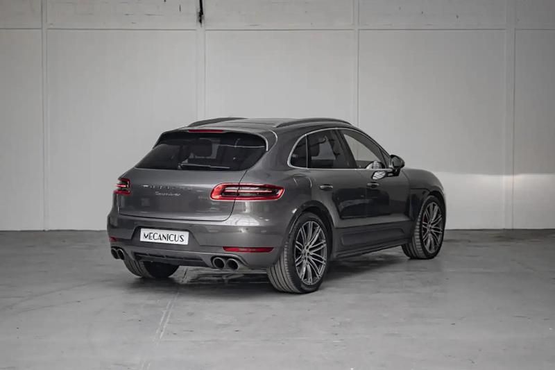 Gris Utilisé 2015 Porsche Macan Turbo SUV | 49 900 € (Prix cher) - Image 1/4