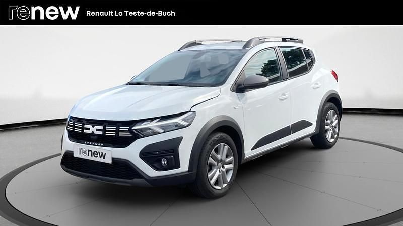 Blanc Utilisé 2023 Dacia Sandero Expression Citadine | 15 990 € (Prix assez cher) - Image 1/4