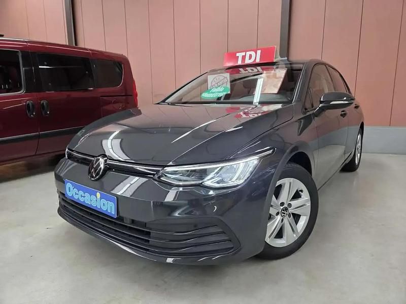 Gris Utilisé 2022 VW Golf VIII Citadine | 24 900 € (Prix juste) - Image 1/4