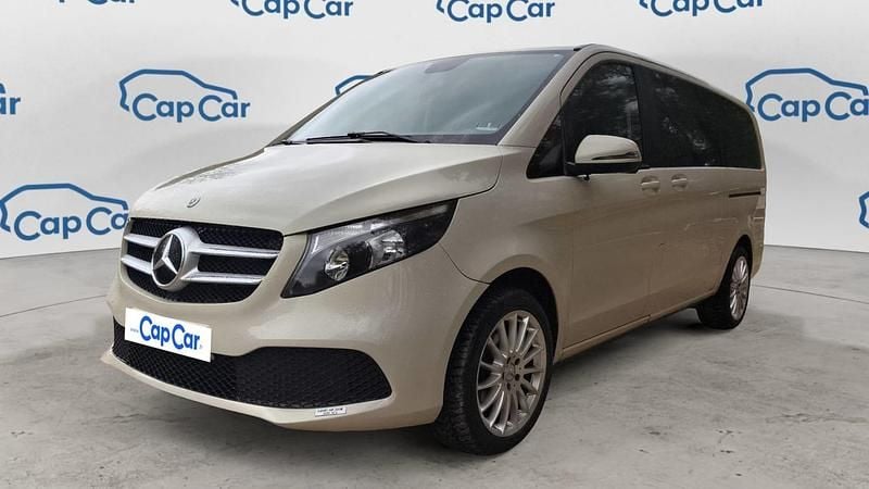 Utilisé 2019 Mercedes V220 Style Monospace | 38 990 € - Image 1/3