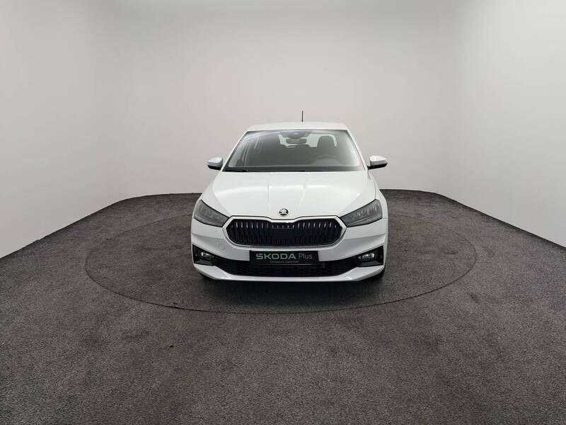 Image 2/4