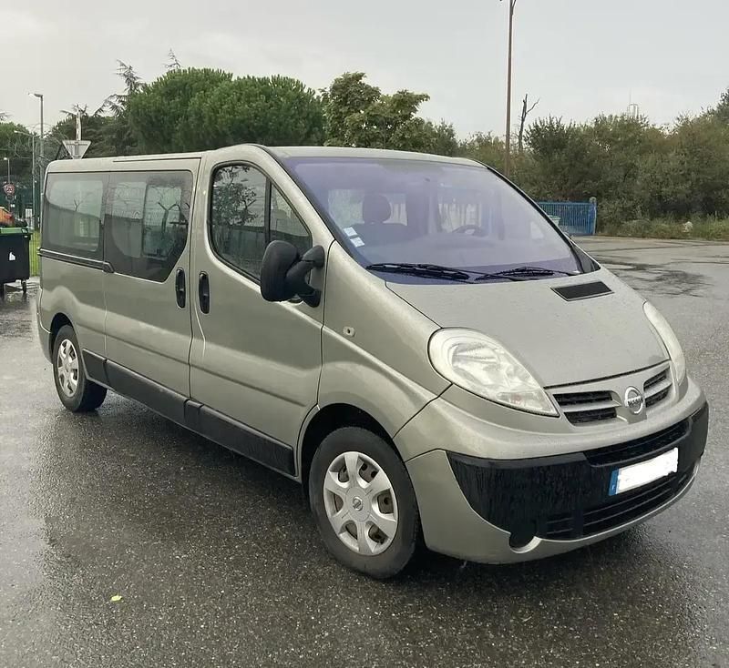 Brun Utilisé 2013 Nissan Primastar Visia Monospace | 14 480 € - Image 1/4