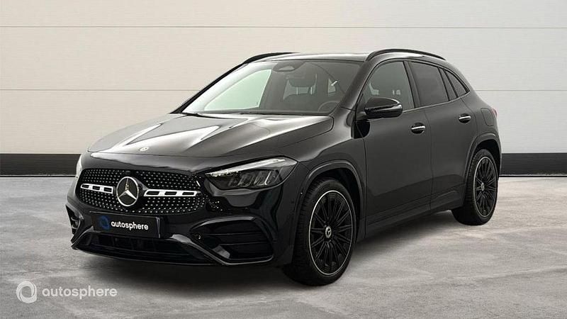 Noir Utilisé 2024 Mercedes GLA200 AMG line SUV | 49 990 € (Prix cher) - Image 1/4
