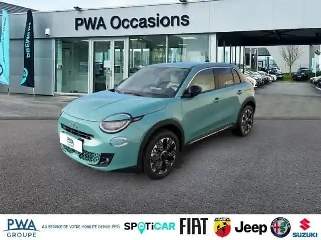 Orange Nouvelle 2025 Fiat 600 La Prima SUV | 28 990 € (Prix juste) - Image 1/4