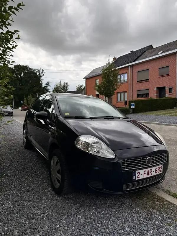 Image 2/4