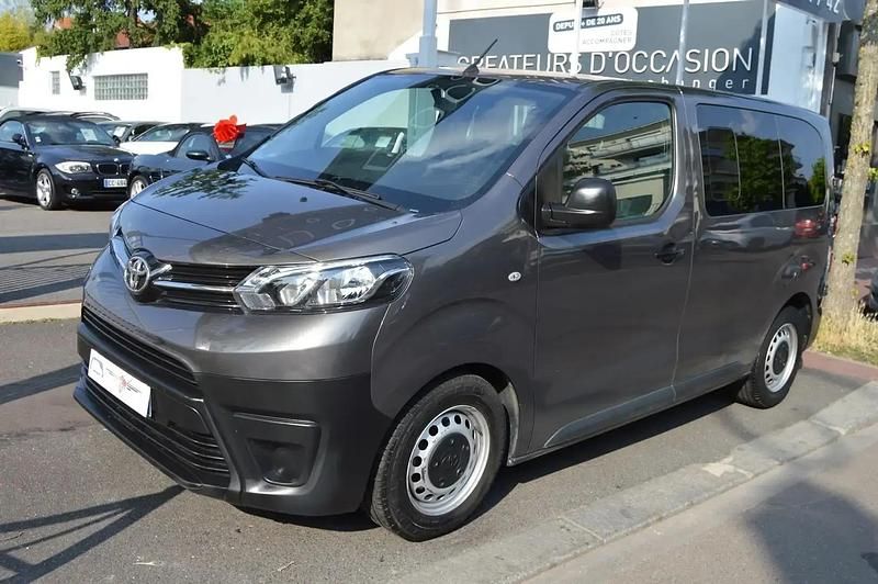 Gris Utilisé 2023 Toyota Proace Van | 25 990 € (Prix juste) - Image 1/4