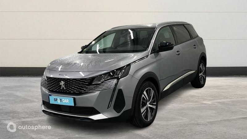 Gris Utilisé 2024 Peugeot 5008 Allure Monospace | 31 999 € (Prix juste) - Image 1/4