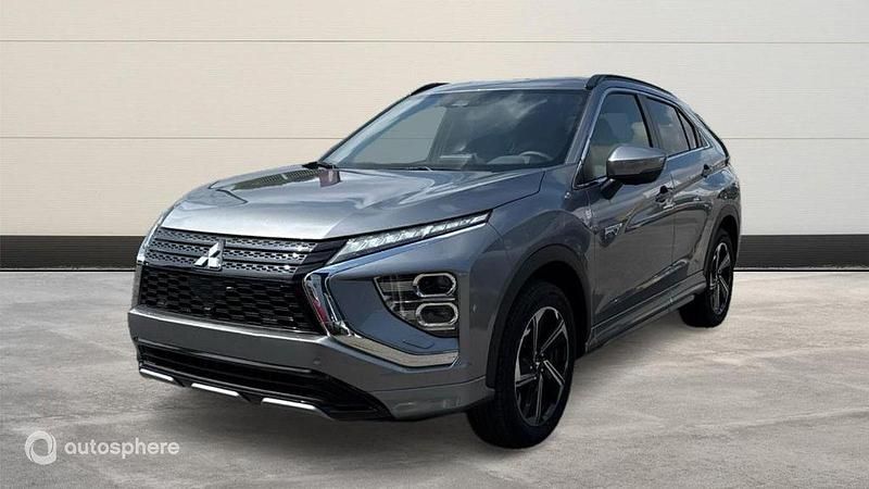 Gris Nouvelle 2024 Mitsubishi Eclipse Cross Intense SUV | 31 499 € - Image 1/4
