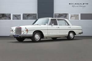 Blanc Utilisé 1971 Mercedes 300 Berline | 39 500 € - Image 1/4