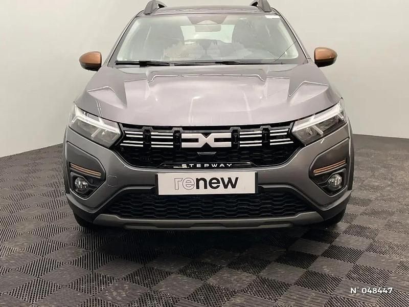 Occasion Dacia Sandero Extreme 101 ch (74 kW) 2025 Gris Citadine