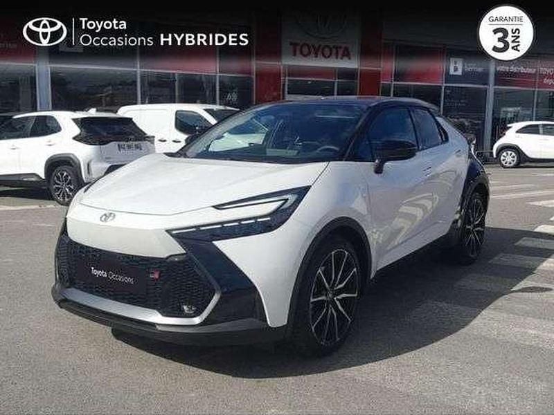 Utilisé 2025 Toyota C-HR Sport SUV | 41 990 € - Image 1/1
