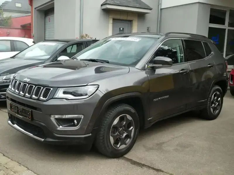 Noir Utilisé 2020 Jeep Compass Limited SUV | 20 950 € (Prix juste) - Image 1/4