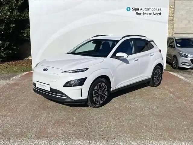 Blanc Utilisé 2022 Hyundai Kona SUV | 16 990 € (Bon prix) - Image 1/4
