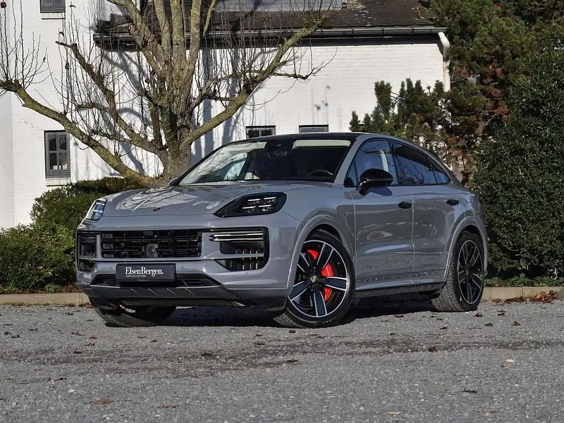 Gris Occasion 2024 Porsche Cayenne Turbo E-Hybrid SUV | 165 950 € - Image 1/4