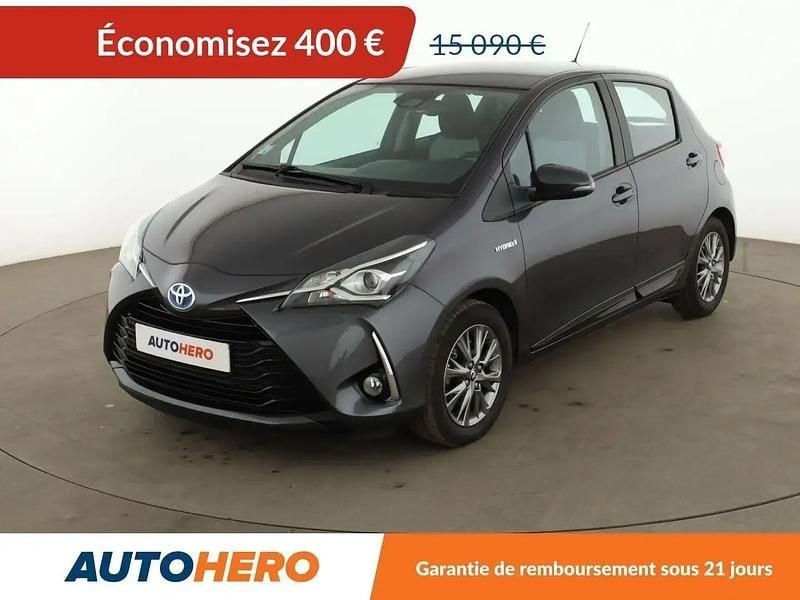 Occasion Toyota Yaris Hybrid 101 ch (74 kW) 2017 Gris Citadine