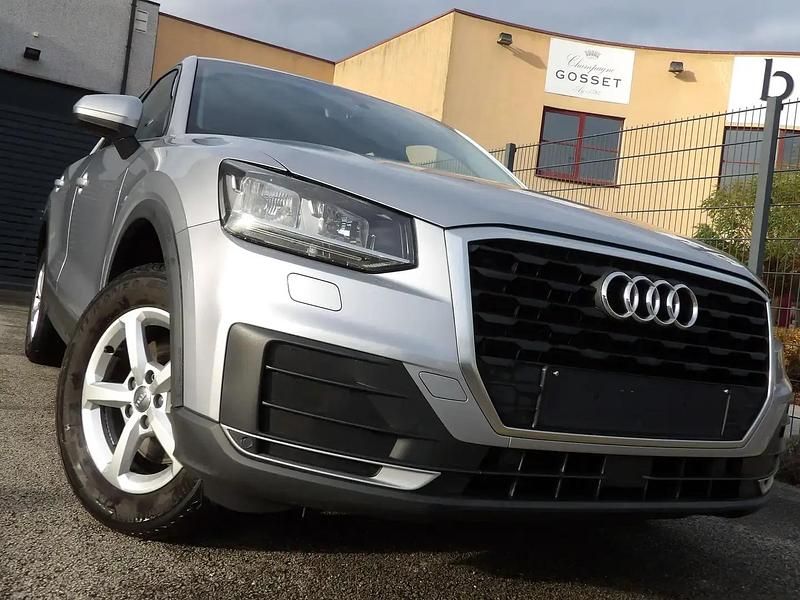 Gris Occasion 2017 Audi Q2 SUV | 16 850 € (Bon prix) - Image 1/4