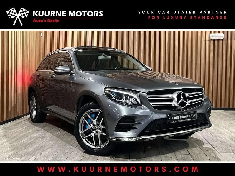 Gris Utilisé 2017 Mercedes GLC350 AMG line SUV | 24 900 € - Image 1/4