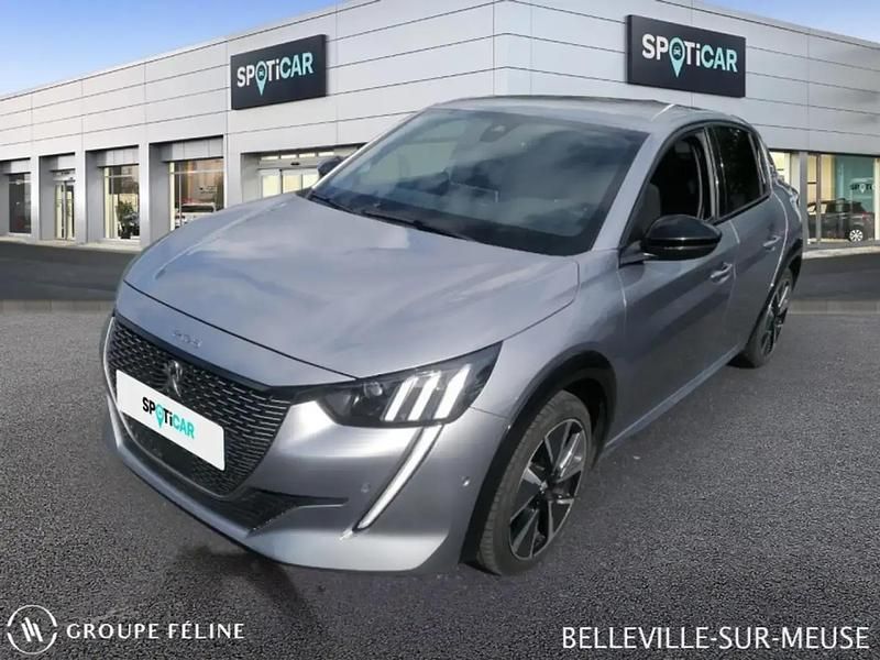 Gris Utilisé 2021 Peugeot e-208 GT Citadine | 15 990 € (Prix juste) - Image 1/4