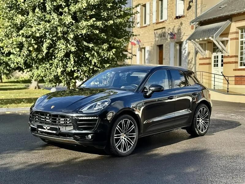 Noir Utilisé 2016 Porsche Macan S SUV | 40 990 € (Prix juste) - Image 1/4