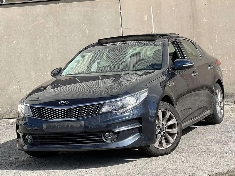 Noir Utilisé 2016 Kia Optima Berline | 7 950 € (Prix juste) - Image 1/4