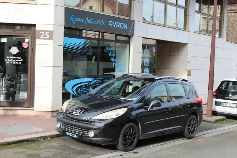 Noir Utilisé 2008 Peugeot 207 Outdoor Outdoor Break | 2 990 € - Image 1/4