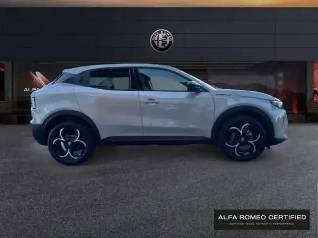 Nouvelle Alfa Romeo Junior Edizione Speciale 2025 Blanc SUV