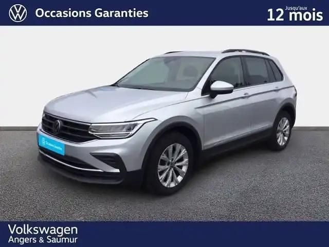 Reflet d argent metallise Occasion 2022 VW Tiguan Business SUV | 28 783 € (Bon prix) - Image 1/4