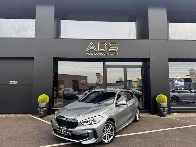 Gris Utilisé 2024 BMW 116 Sport Line Citadine | 26 656 € (Prix juste) - Image 1/4