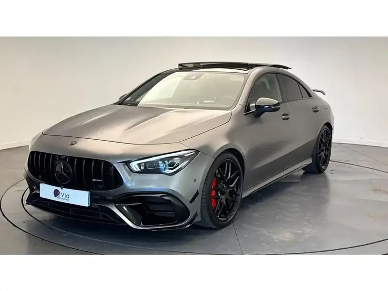 Gris Utilisé 2022 Mercedes CLA45 AMG AMG Berline | 64 990 € (Prix cher) - Image 1/4