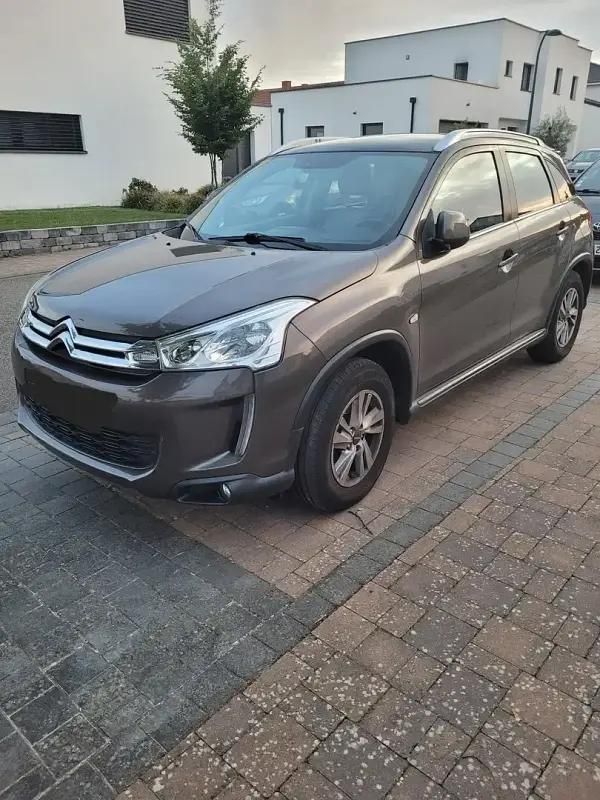 Utilisé 2013 Citroën C4 Aircross Comfort SUV | 7 950 € - Image 1/4