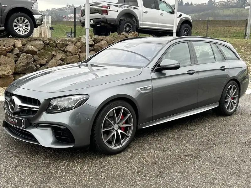 Gris Utilisé 2017 Mercedes E63 AMG AMG Break | 76 990 € (Prix cher) - Image 1/4