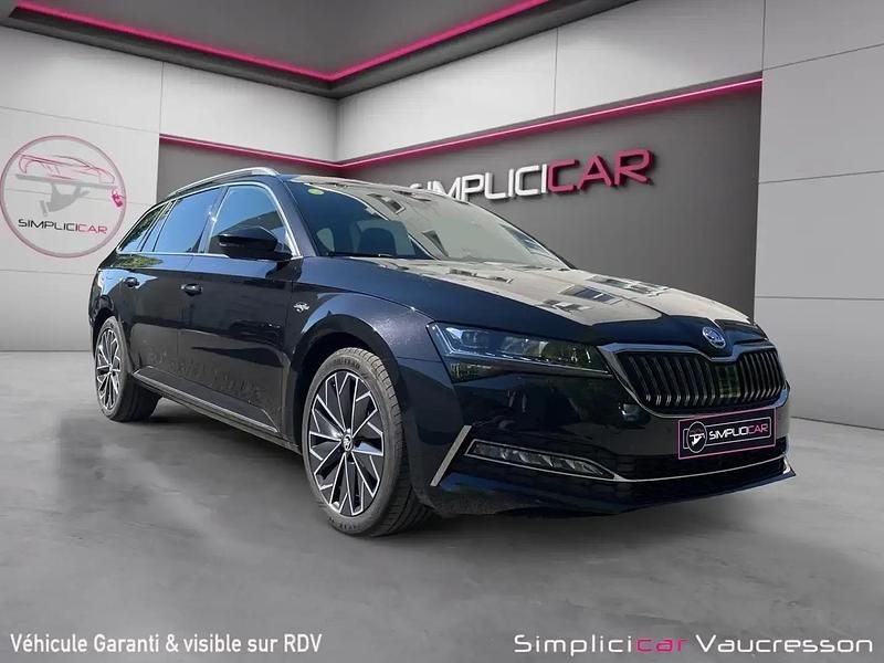 Noir Utilisé 2024 Skoda Superb Break | 38 890 € (Prix juste) - Image 1/4