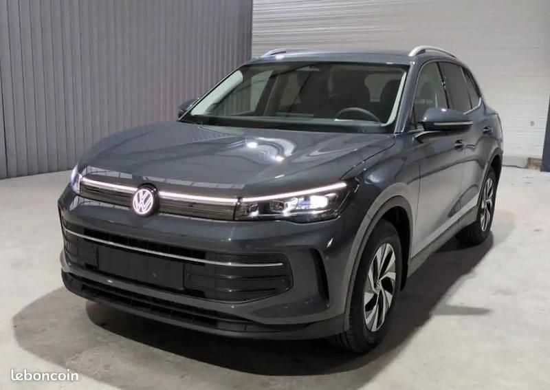 Gris Nouvelle 2025 VW Tiguan Life SUV | 39 490 € (Super prix) - Image 1/4