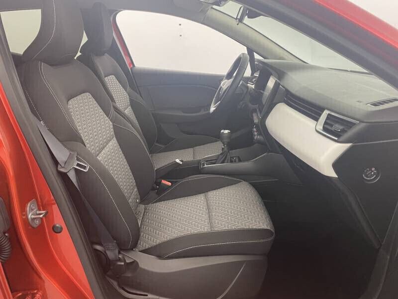 Occasion Renault Clio V Evolution 101 ch (74 kW) 2023 Rouge flamme Citadine