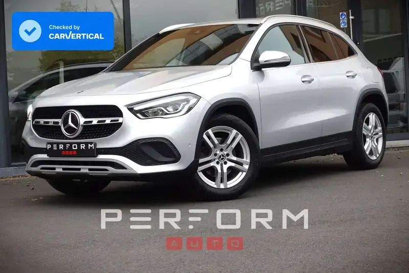 Argent Utilisé 2021 Mercedes GLA200 SUV | 27 800 € (Super prix) - Image 1/4