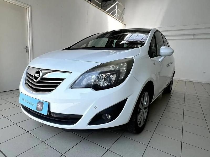Blanc Utilisé 2011 Opel Meriva Cosmo Monospace | 6 990 € (Prix cher) - Image 1/4