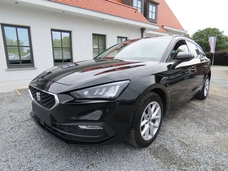 Noir Utilisé 2022 Seat Leon ST Style Break | 13 900 € - Image 1/4
