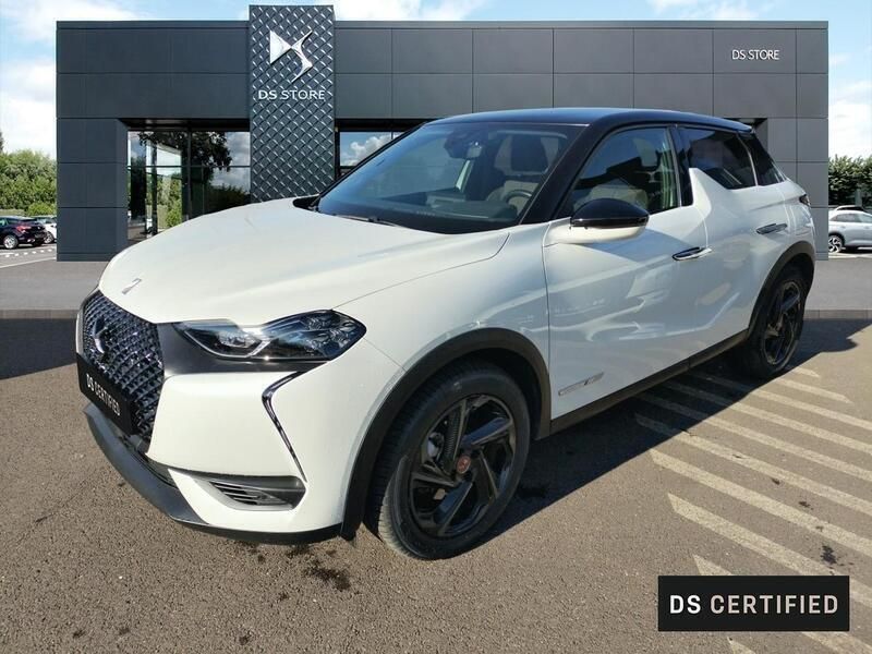 Blanc perle nacré toit noir perla n. Utilisé 2022 DS Automobiles DS3 Crossback E-Tense Performance Line Plus SUV | 19 989 € (Prix juste) - Image 1/4