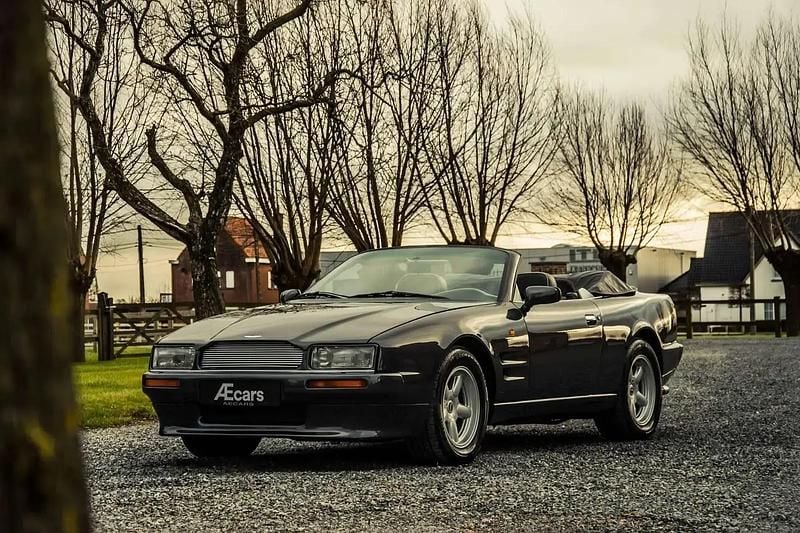 Gris Occasion 1993 Aston Martin Virage Coupé | 99 950 € - Image 1/4