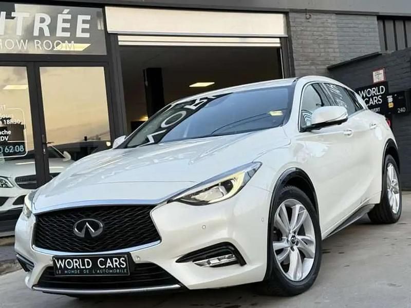 Occasion Infiniti Q30 109 ch (80 kW) 2017 Blanc Berline
