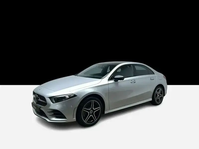 Argent Utilisé 2024 Mercedes A250 AMG Berline | 46 553 € - Image 1/4