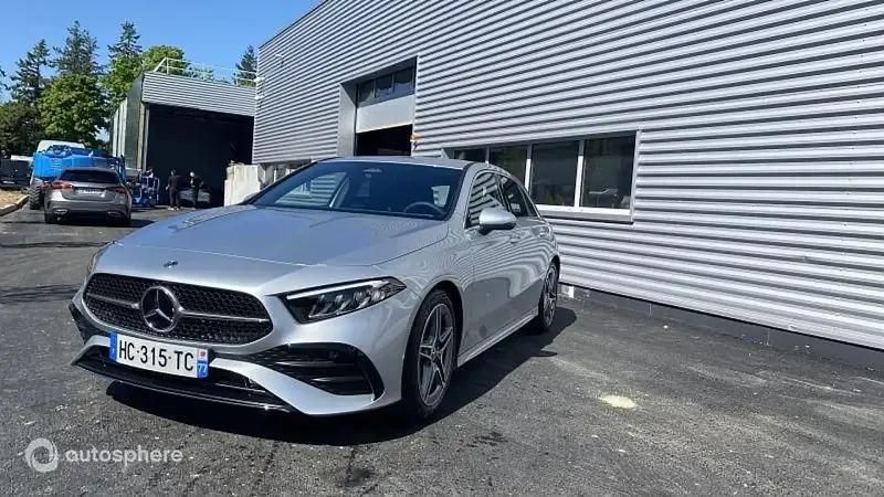 Utilisé 2025 Mercedes 200 AMG line Berline | 41 990 € (Prix juste) - Image 1/4