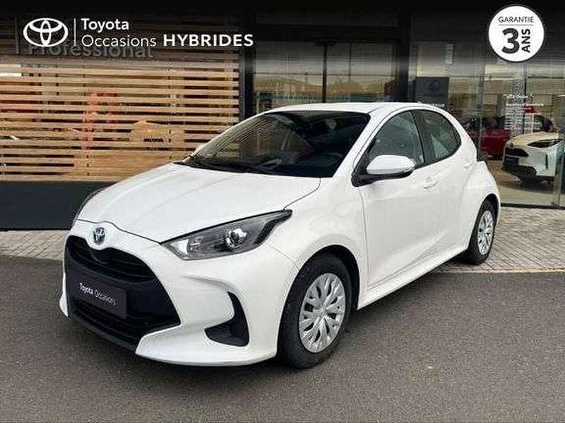 Utilisé 2023 Toyota Yaris Hybrid Berline | 18 480 € (Bon prix) - Image 1/1