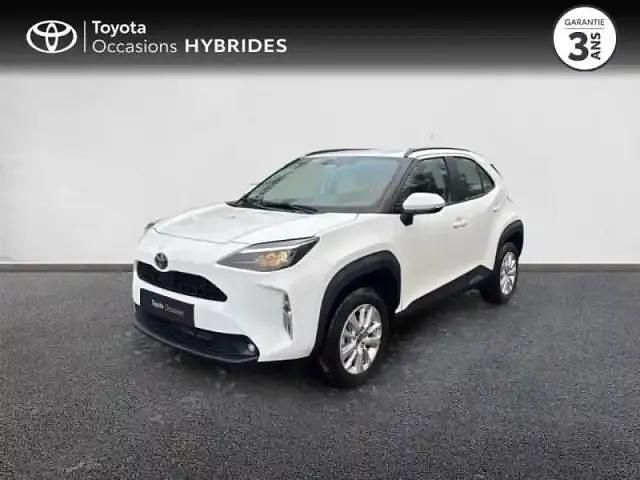 Blanc Nouvelle 2025 Toyota Yaris Cross Business Edition SUV | 24 980 € (Prix juste) - Image 1/4