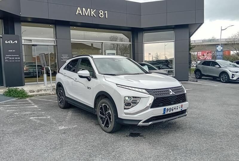 Blanc Utilisé 2023 Mitsubishi Eclipse Cross Instyle SUV | 29 890 € (Prix juste) - Image 1/3