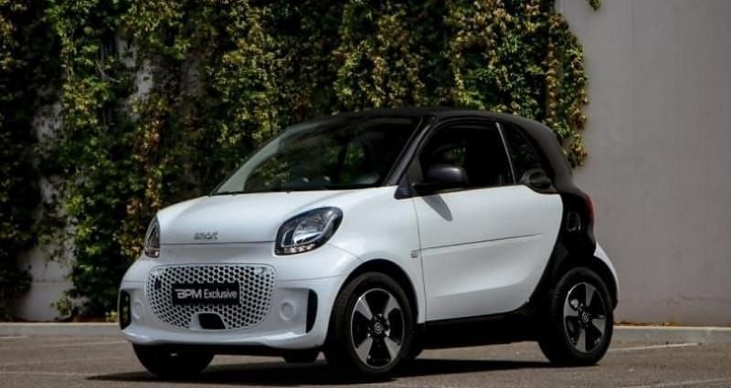Utilisé 2022 Smart ForTwo Electric Drive Passion Coupé | 13 800 € (Prix juste) - Image 1/4